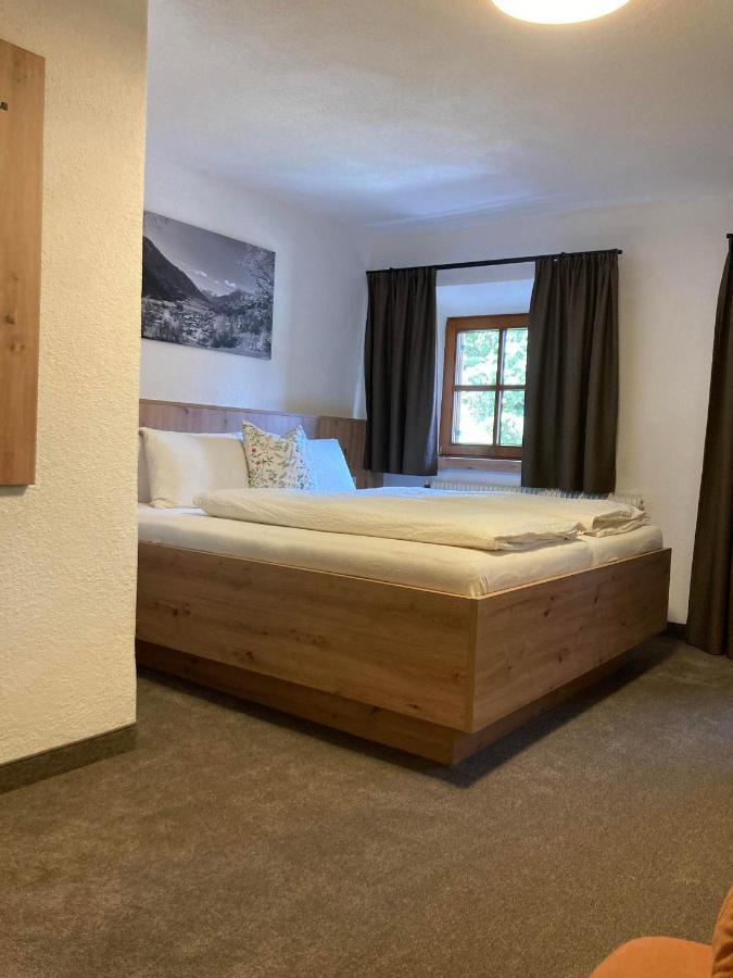 Brunnfeld Ferienwohnungen Эц Экстерьер фото
